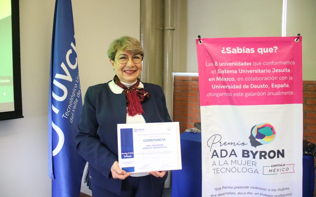 La curiosidad como motor de la ciencia: la Dra. Rossana Arroyo Verástegui inspira a la juventud universitaria de Valle de Chalco